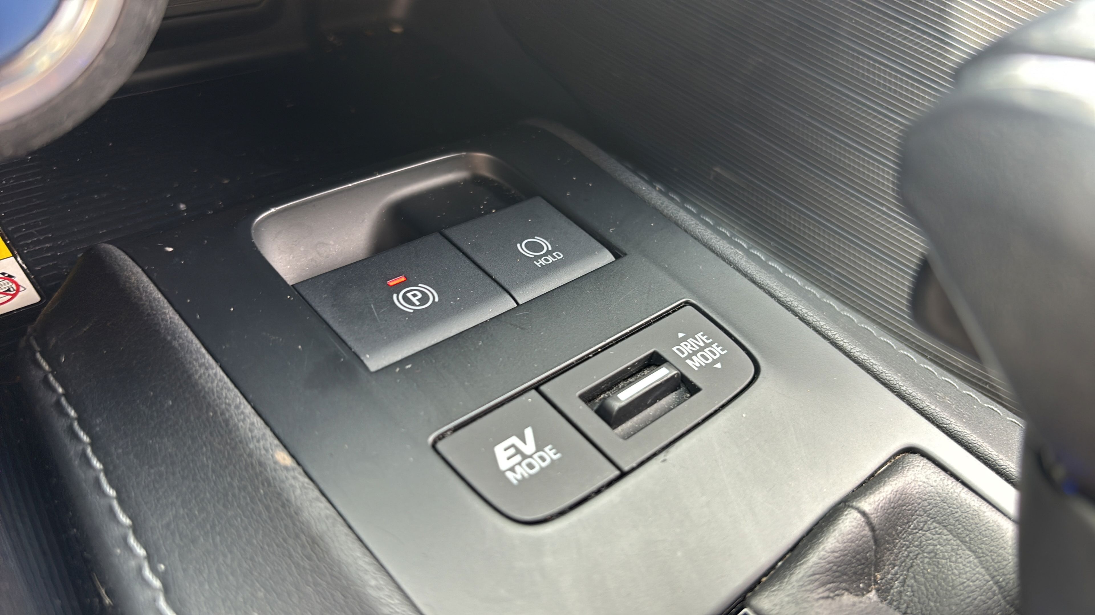 Used 2021 Toyota Venza XLE w/ Softex Package AWD/4WD image 21