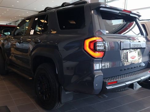 Used 2026 Toyota 4Runner TRD Off-Road Premium AWD/4WD image 4