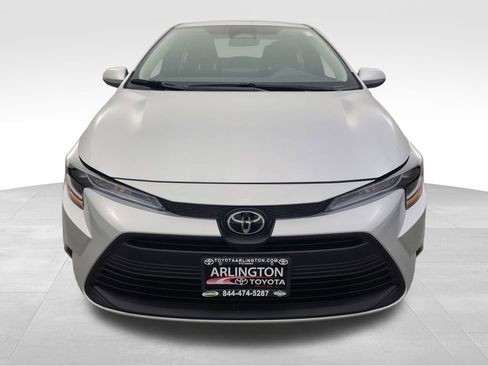 Used 2026 Toyota Corolla LE image 10