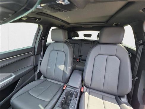 New 2025 Audi Q3 2.0T Premium w/ Convenience Package image 14