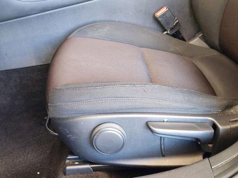 Used 2021 MAZDA MAZDA3 s FWD image 23