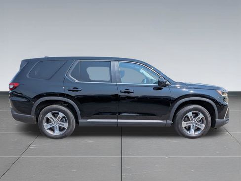 Certified 2025 Honda Pilot EX-L image 6