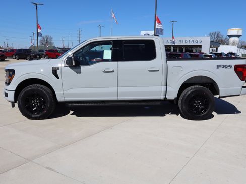 New 2026 Ford F150 XLT w/ Equipment Group 302A MID image 8