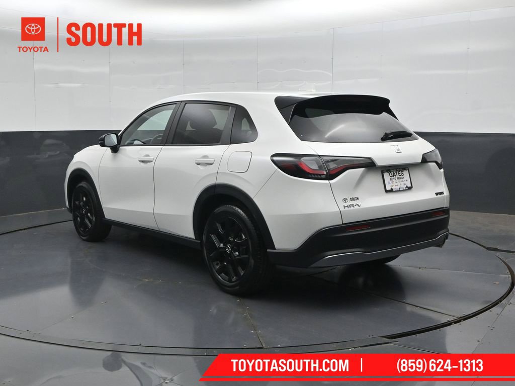 Used 2025 Honda HR-V Sport image 8