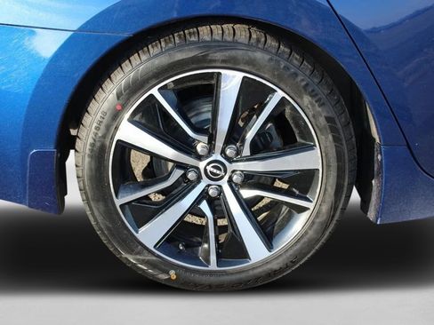 Used 2023 Nissan Maxima SL image 40