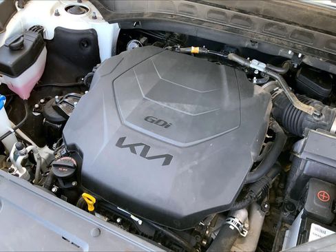 Certified 2022 Kia Telluride S FWD image 34