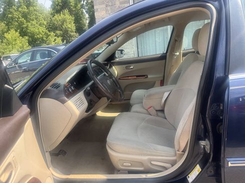 Used 2008 Buick LaCrosse CX FWD image 9