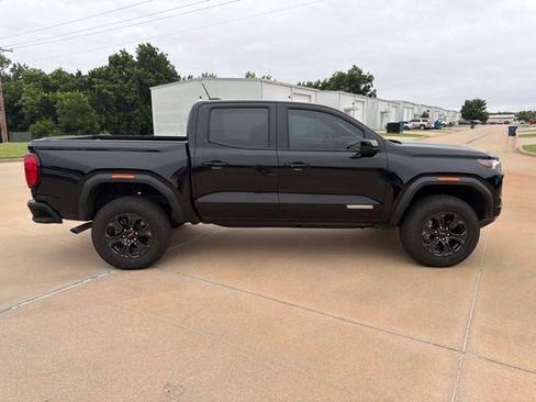 Used 2025 GMC Canyon Elevation w/ Convenience Package RWD image 6