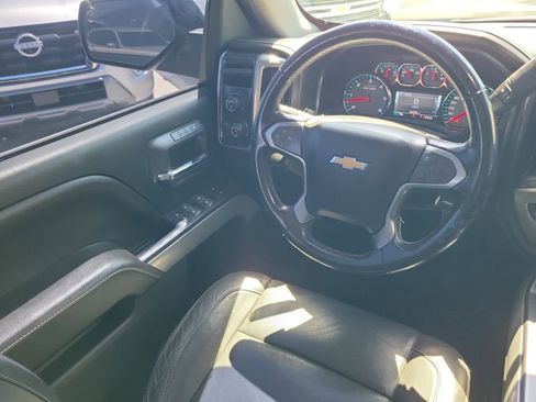 Used 2018 Chevrolet Silverado 1500 LTZ Z71 w/ Redline Edition AWD/4WD image 18