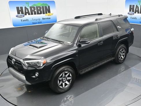 Used 2024 Toyota 4Runner TRD Off-Road Premium image 23
