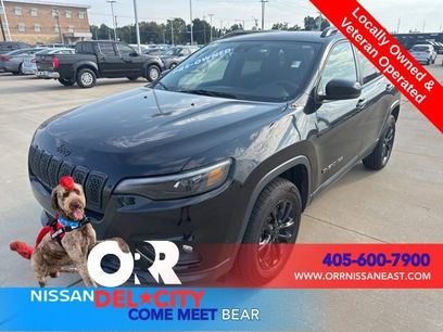 Used 2023 Jeep Cherokee Altitude Lux
