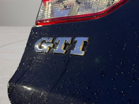 Used 2012 Volkswagen Golf 2-Door image 17