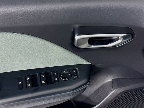 Used 2025 Kia K4 EX FWD image 17