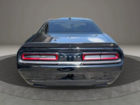 Used 2021 Dodge Challenger R/T Scat Pack RWD image 10