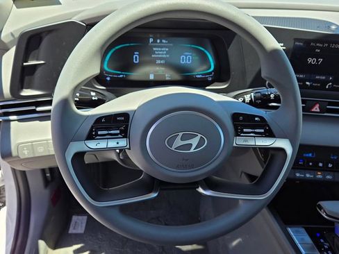 New 2026 Hyundai Elantra Hybrid FWD image 19