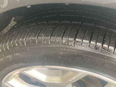 Used 2019 Ford Escape Titanium image 36