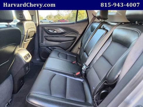 Used 2024 GMC Terrain SLT FWD image 27