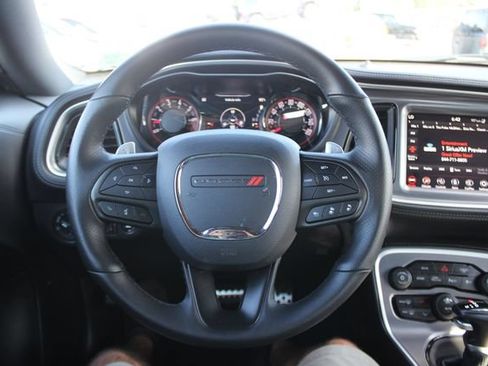 Used 2020 Dodge Challenger GT w/ Plus Package AWD/4WD image 12
