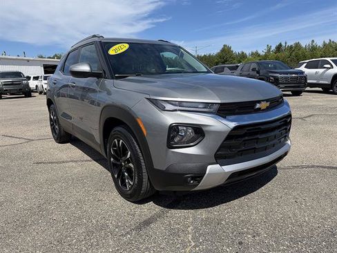 Used 2023 Chevrolet TrailBlazer LT FWD image 7