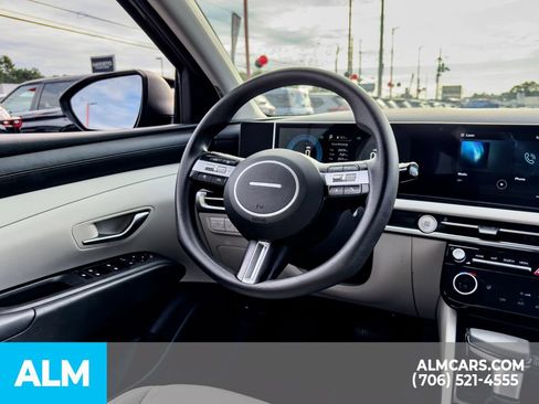 Certified 2025 Hyundai Tucson SEL FWD image 21