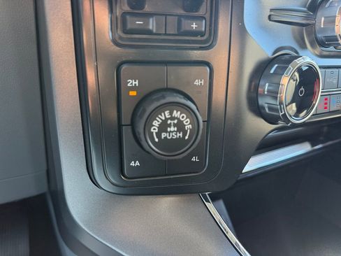 New 2025 Ford F150 Lariat w/ Equipment Group 501A Mid image 35