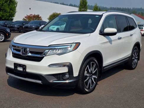 Used 2022 Honda Pilot Touring image 3