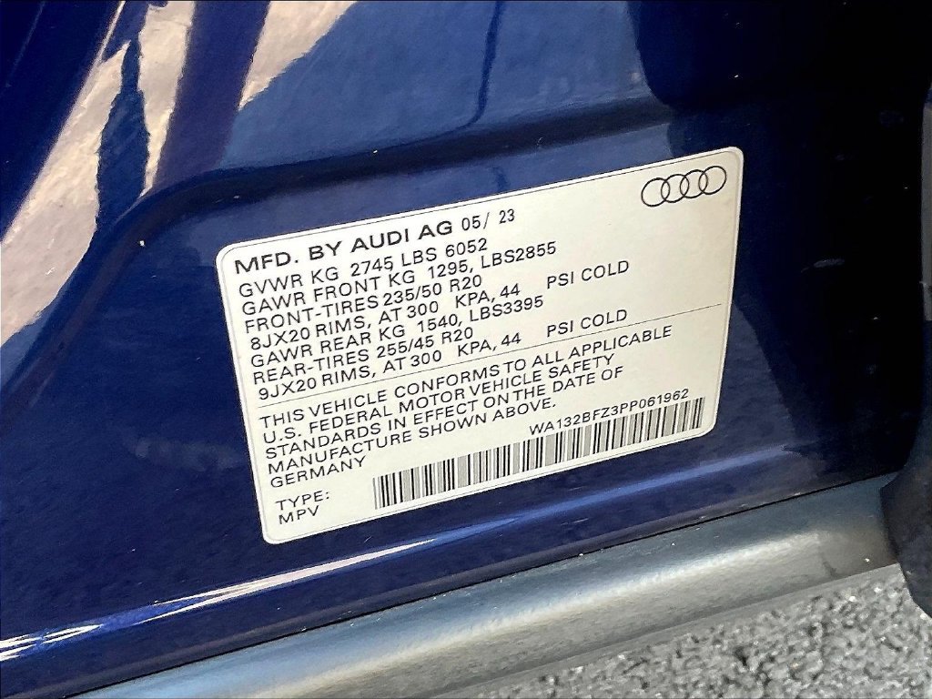 Used 2023 Audi Q4 e-tron Premium Plus w/ Premium Plus AWD/4WD image 20