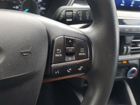 Used 2022 Ford Escape SE w/ SE Sport Appearance Package image 22