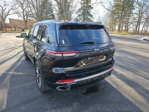 Used 2023 Jeep Grand Cherokee Overland w/ Advanced Protech Group III image 3