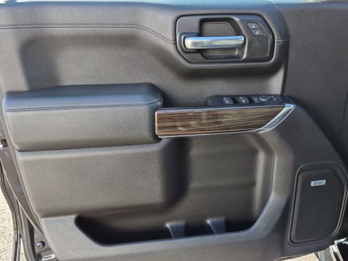 Used 2020 Chevrolet Silverado 1500 RST w/ All-Star Edition image 9