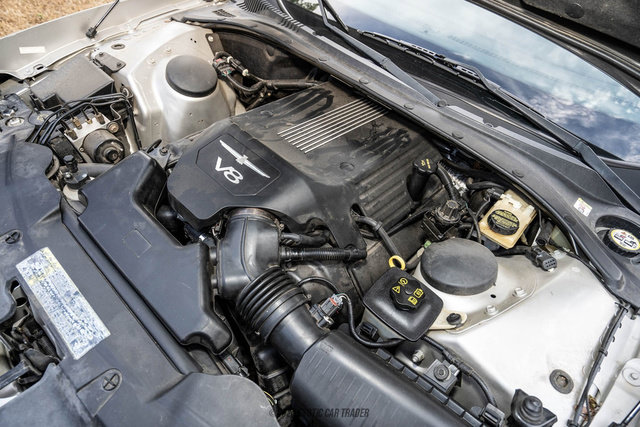 Used 2004 Ford Thunderbird RWD image 14
