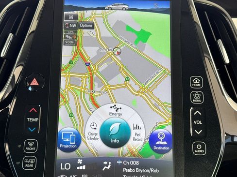 Used 2021 Toyota Prius Prime XLE FWD image 18
