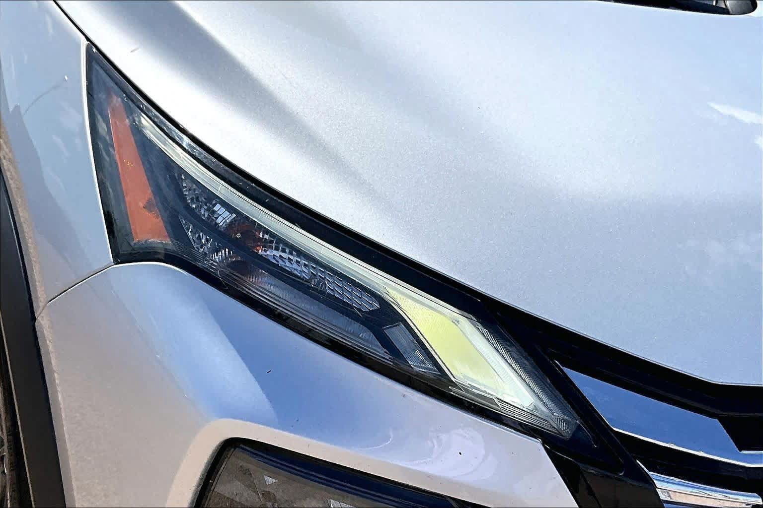 Used 2025 Nissan Rogue SV AWD/4WD image 36