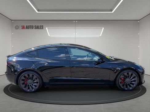 Used 2022 Tesla Model 3 Performance AWD/4WD image 6