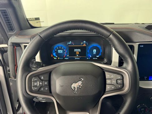 Used 2025 Ford Bronco Stroppe Edition image 22