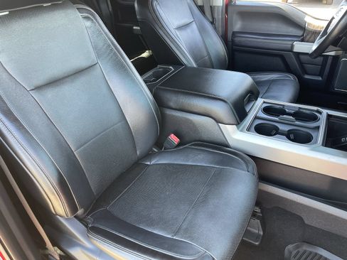 Used 2018 Ford F350 Lariat RWD image 11