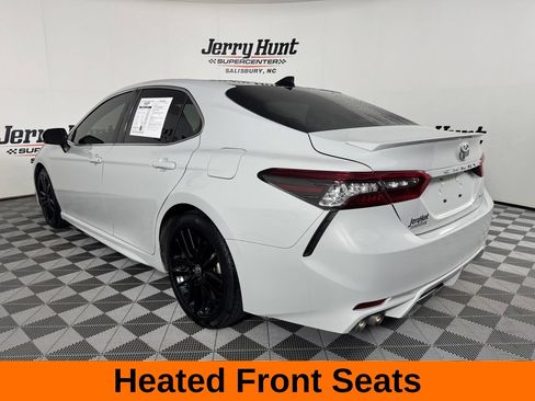 Used 2023 Toyota Camry XSE FWD image 10