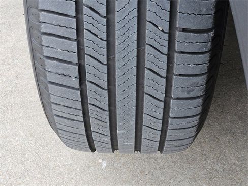 Used 2019 Honda Pilot EX-L image 12