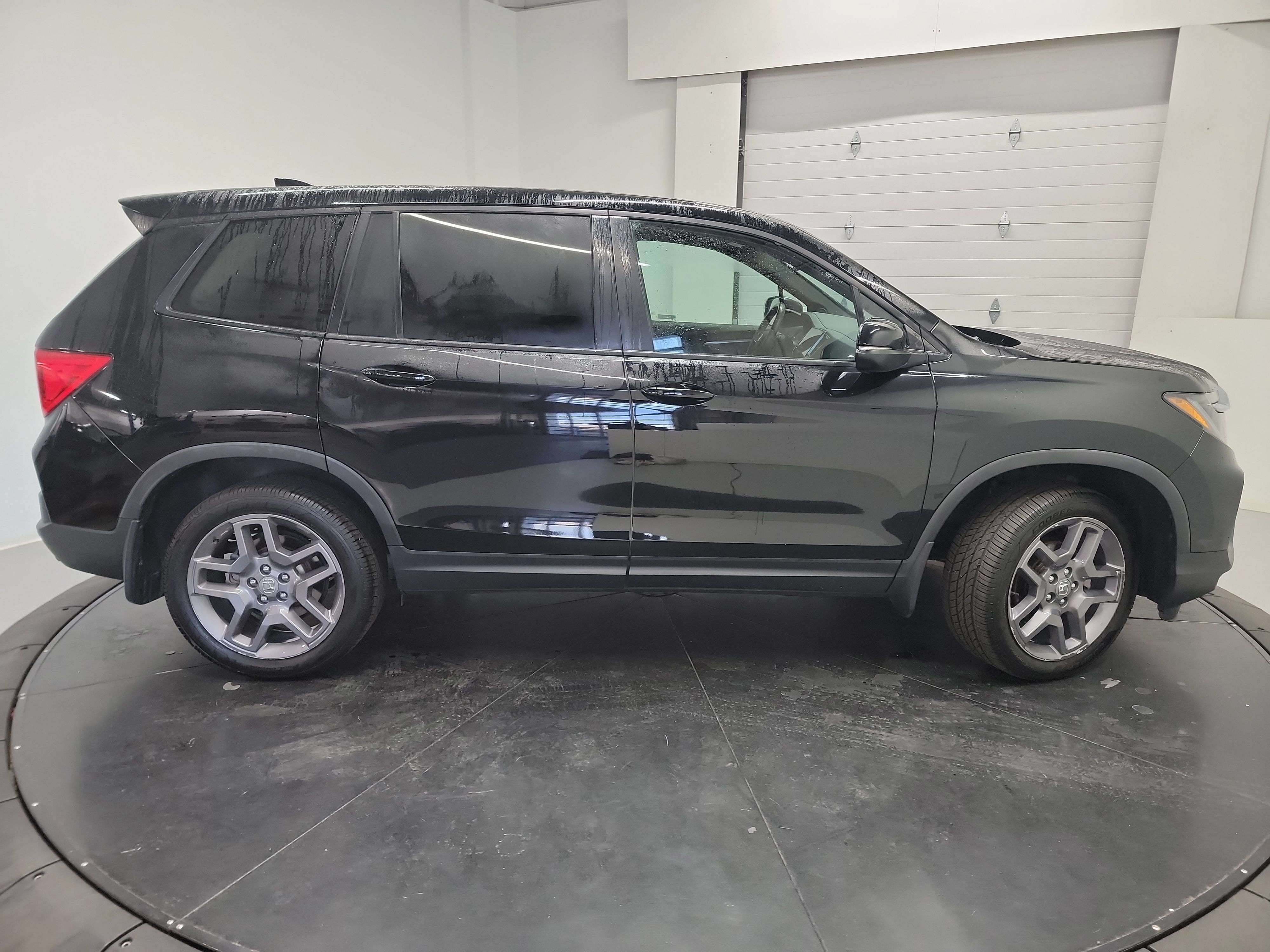 Certified 2023 Honda Passport EX-L image 11