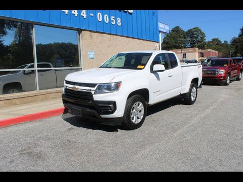 Used 2022 Chevrolet Colorado LT w/ Fleet Safety Package image 3