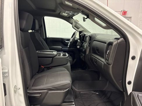Used 2021 Chevrolet Silverado 1500 Custom w/ Safety Confidence Package AWD/4WD image 33