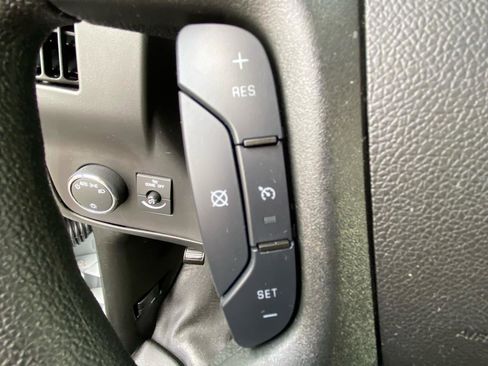 Used 2024 GMC Savana 2500 w/ Driver Convenience Package image 24