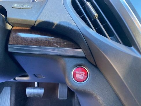 Used 2020 Acura MDX FWD image 27