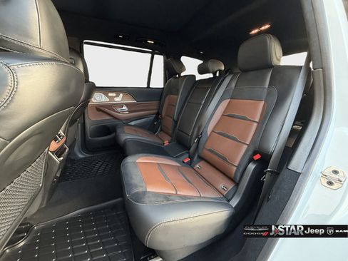 Used 2024 Mercedes-Benz GLS 63 AMG 4MATIC image 26
