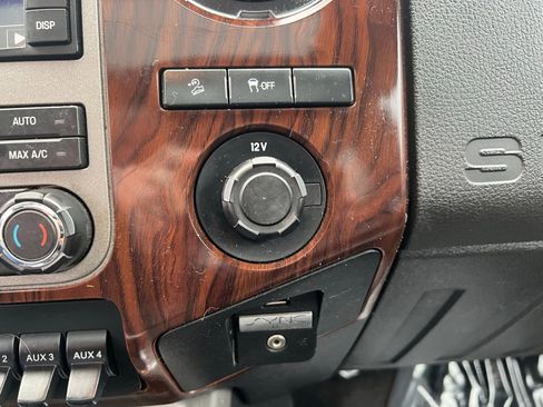 Used 2011 Ford F350 Lariat w/ FX4 4X4 Off-Road Pkg image 40