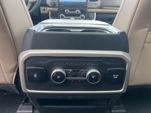 Used 2022 Ford Expedition Limited AWD/4WD image 21