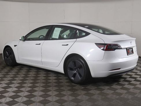 Used 2022 Tesla Model 3 Long Range AWD/4WD image 9