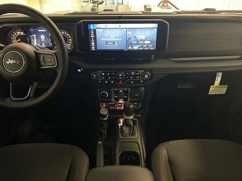 New 2026 Jeep Wrangler Unlimited Rubicon image 12