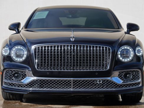Used 2023 Bentley Flying Spur Azure AWD/4WD image 7
