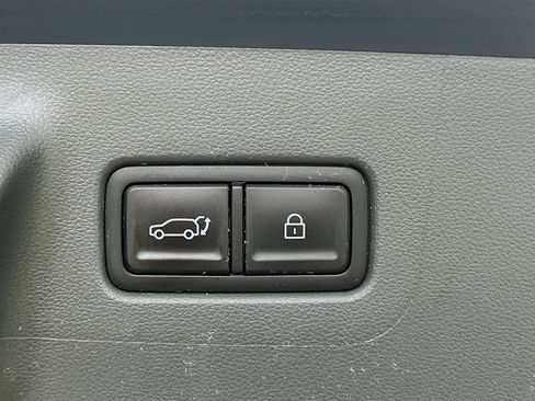 Used 2025 Hyundai Santa Fe SEL image 31